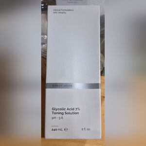 Direct Acids Glycolic Acid 7% Toning Solution - White, NEW sealed in factory Box